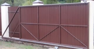 Купить откатные ворота из профнастила Верхняя Пышма, цена от 1783 руб.