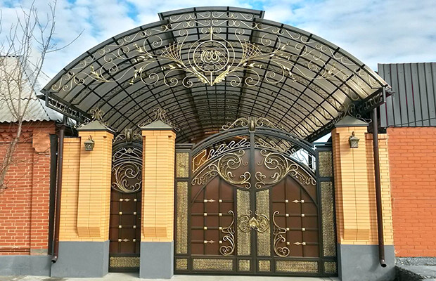 Купить или заказать ворота для дома с навесом - стильные и надежные решения для вашего участка в Верхней Пышме от 42630 руб | ВоротМастер-Врх