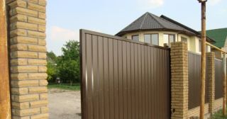 Купить откатные ворота из профнастила Верхняя Пышма, цена от 1783 руб.